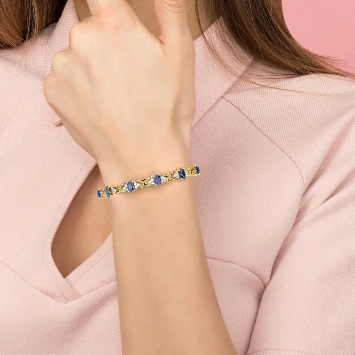 How the Color of Gold Affects the Look of Your Diamond